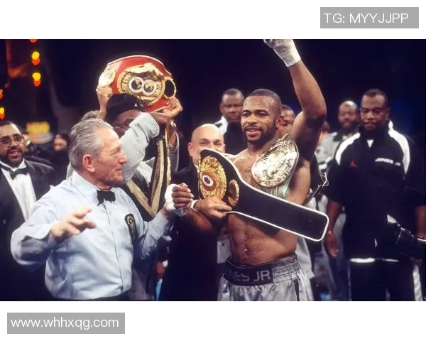 丹尼威廉与刘易斯的巅峰对决谁将赢得拳坛荣耀之战